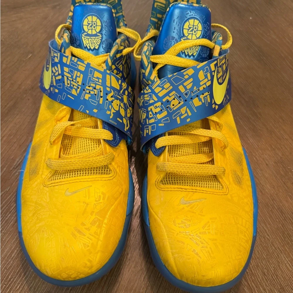 Nike Zoom KD 4 Scoring Title 2025 Retro Size 9.5 Mens Basketball FZ5916-400